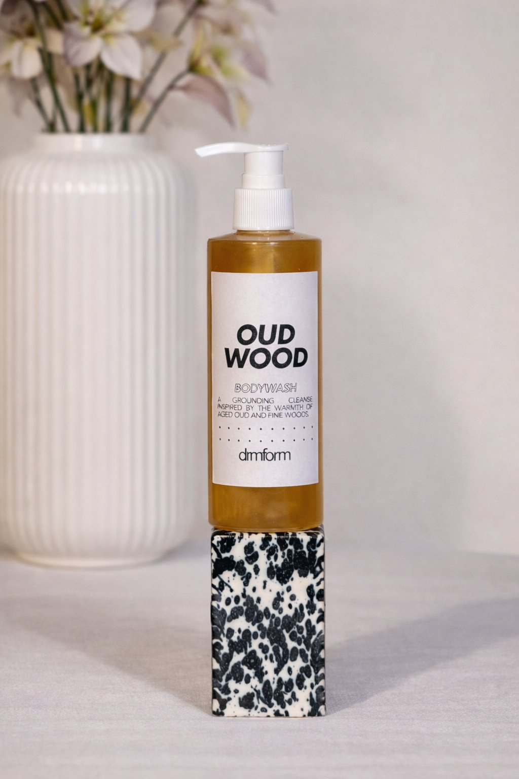 Oud Wood — Bodywash